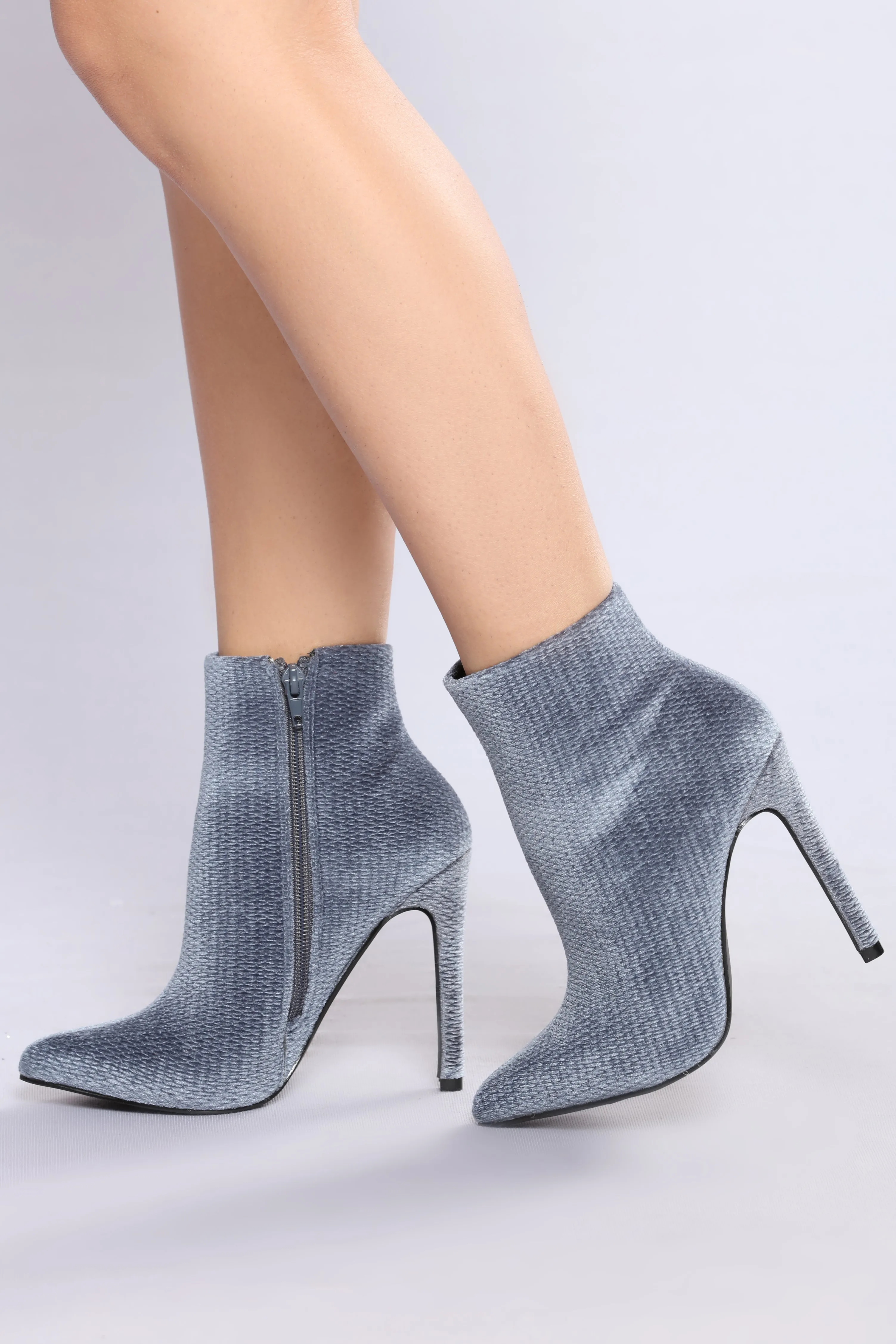 A Velvet Shock Heel - Blue