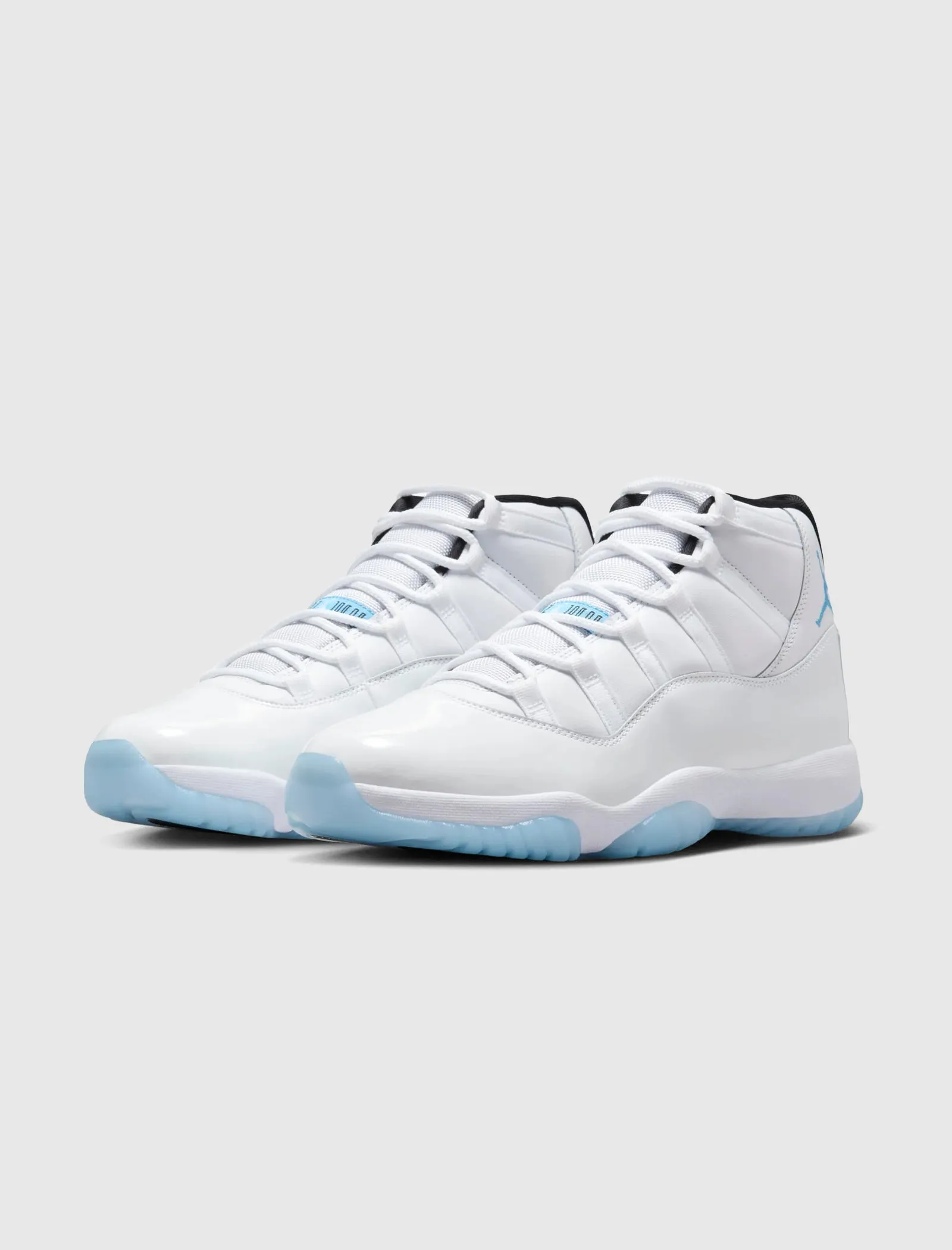 AIR JORDAN 11 RETRO "LEGEND BLUE"