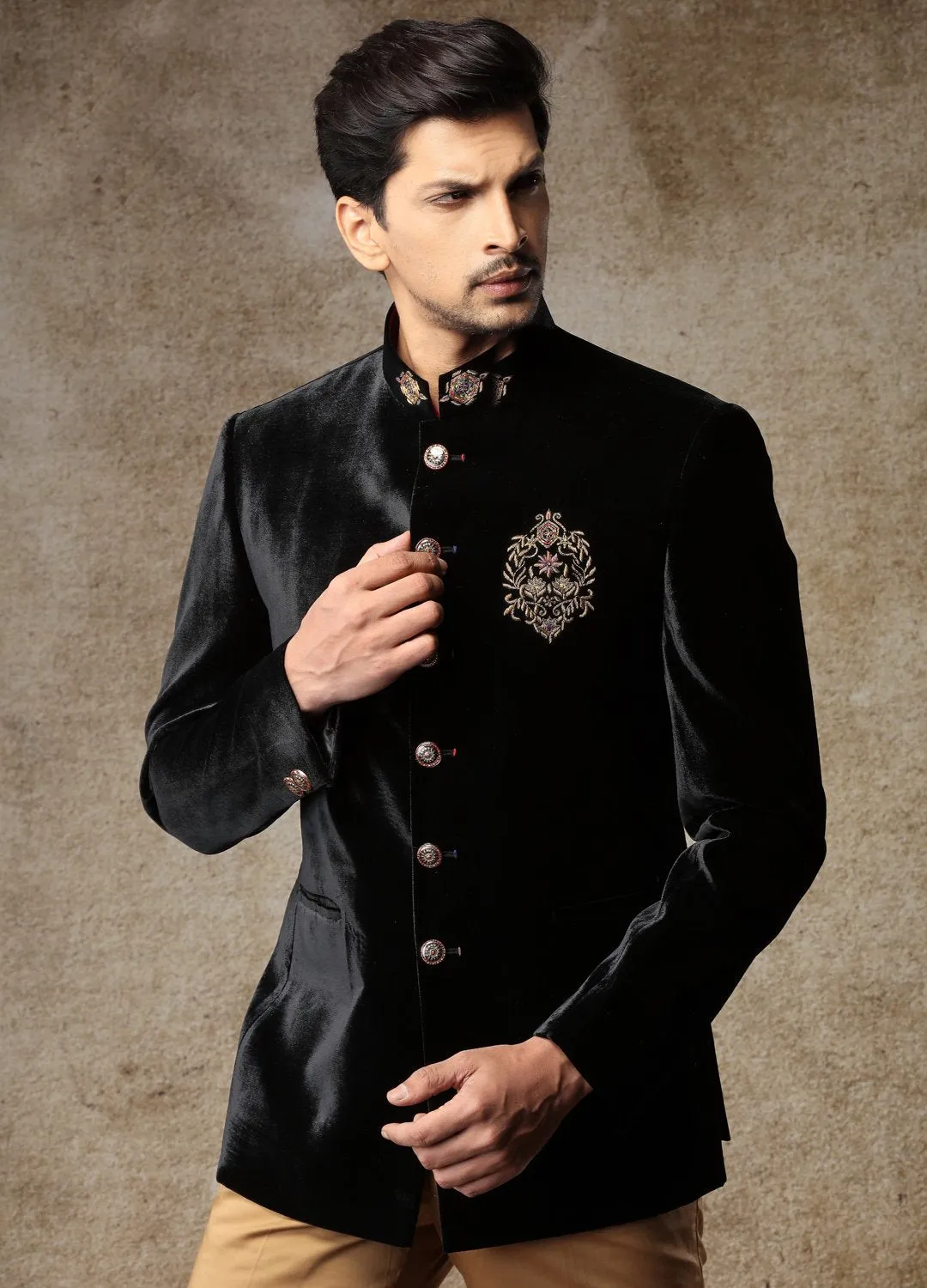 Black Velvet Jodhpuri