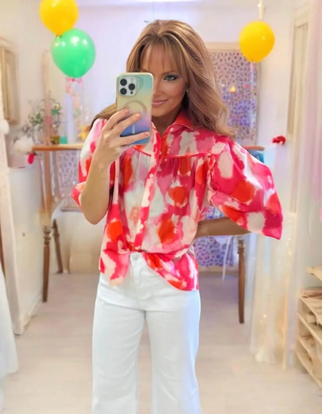 BLENDED BEAUTY TOP