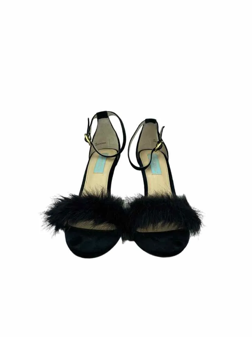 Blue by Betsey Johnson Women's SB-Nolte Velvet Sandals Black Size 8