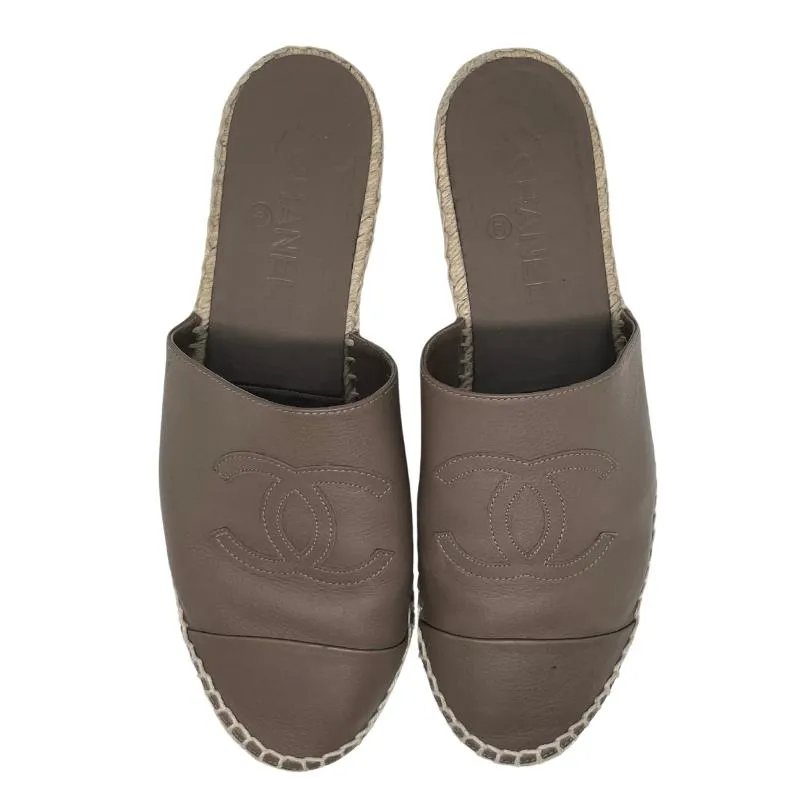 Chanel Interlocking CC Logo Slip On Espadrilles