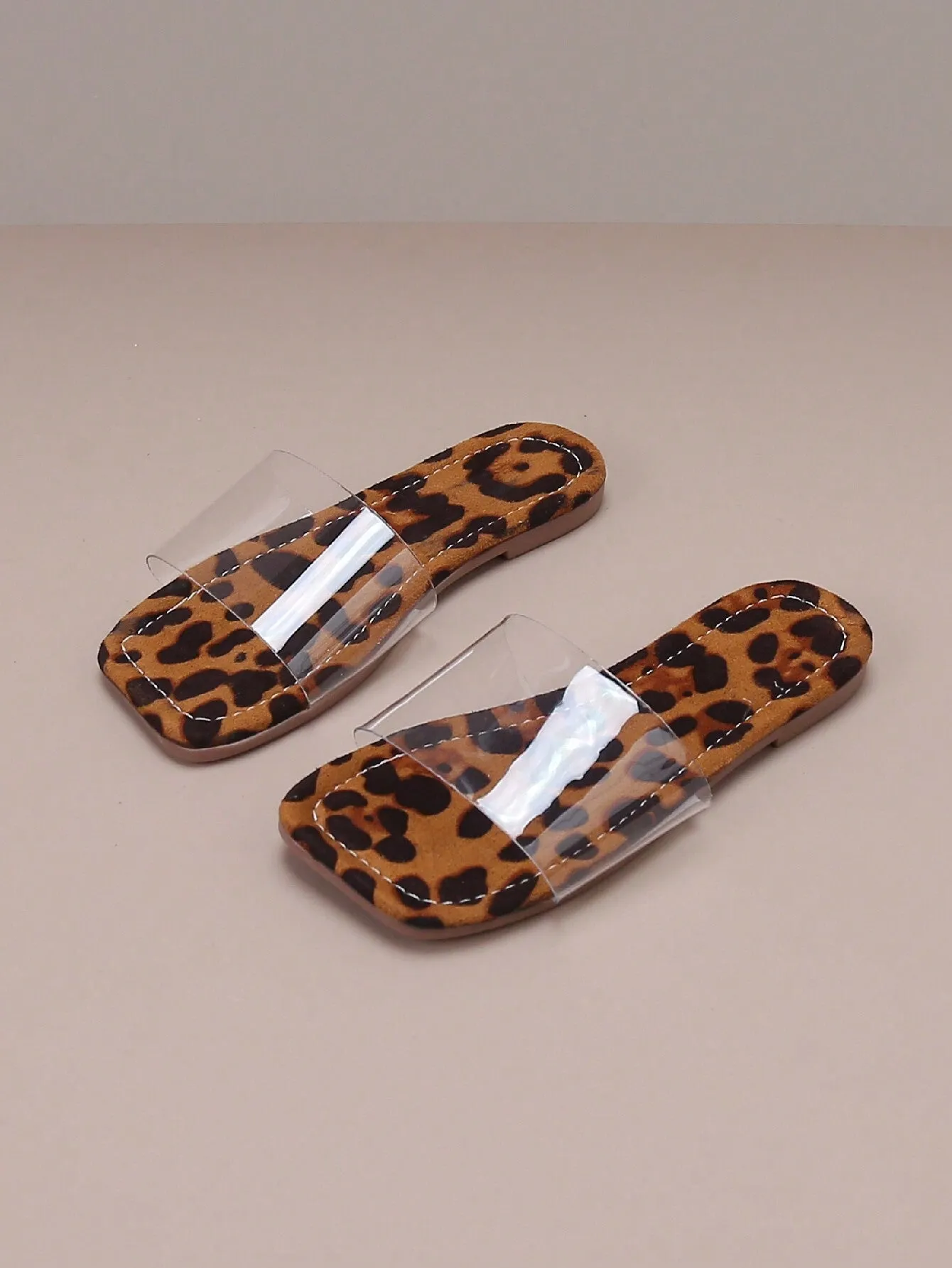 Children Fashionable Macaron Colored Rendered Casual Toe Ring Transparent Soft Leather Sandals