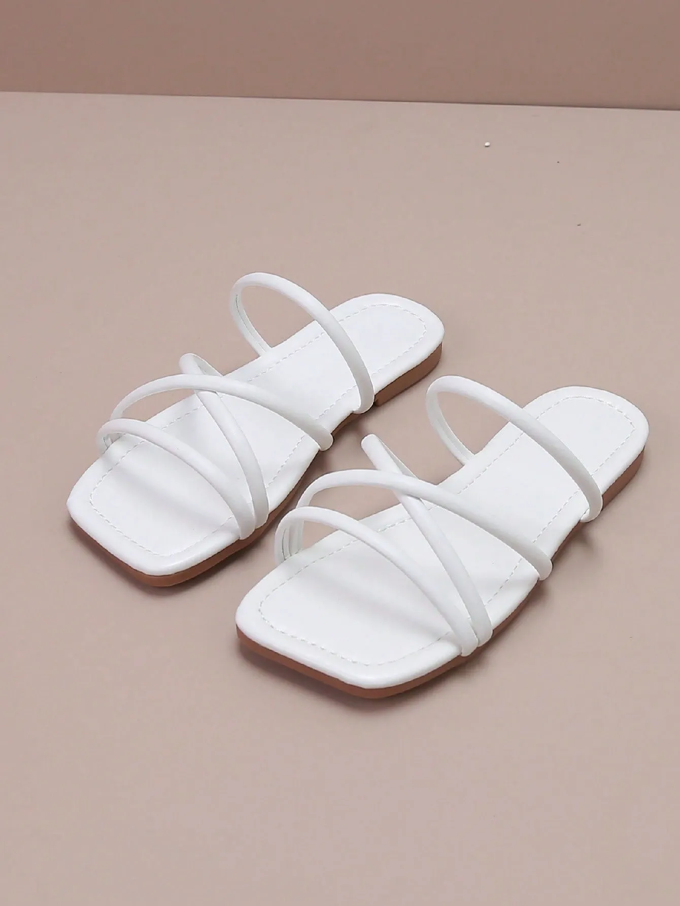 Children Fashionable Macaron Colored Rendered Casual Toe Ring Transparent Soft Leather Sandals