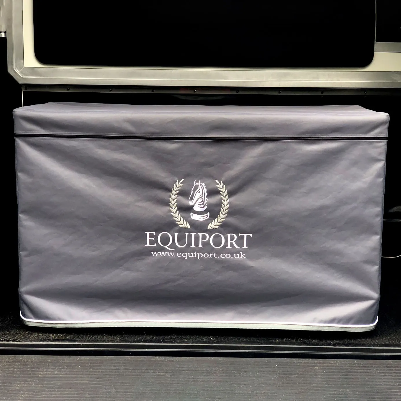Equiport Tack Trunk Cover