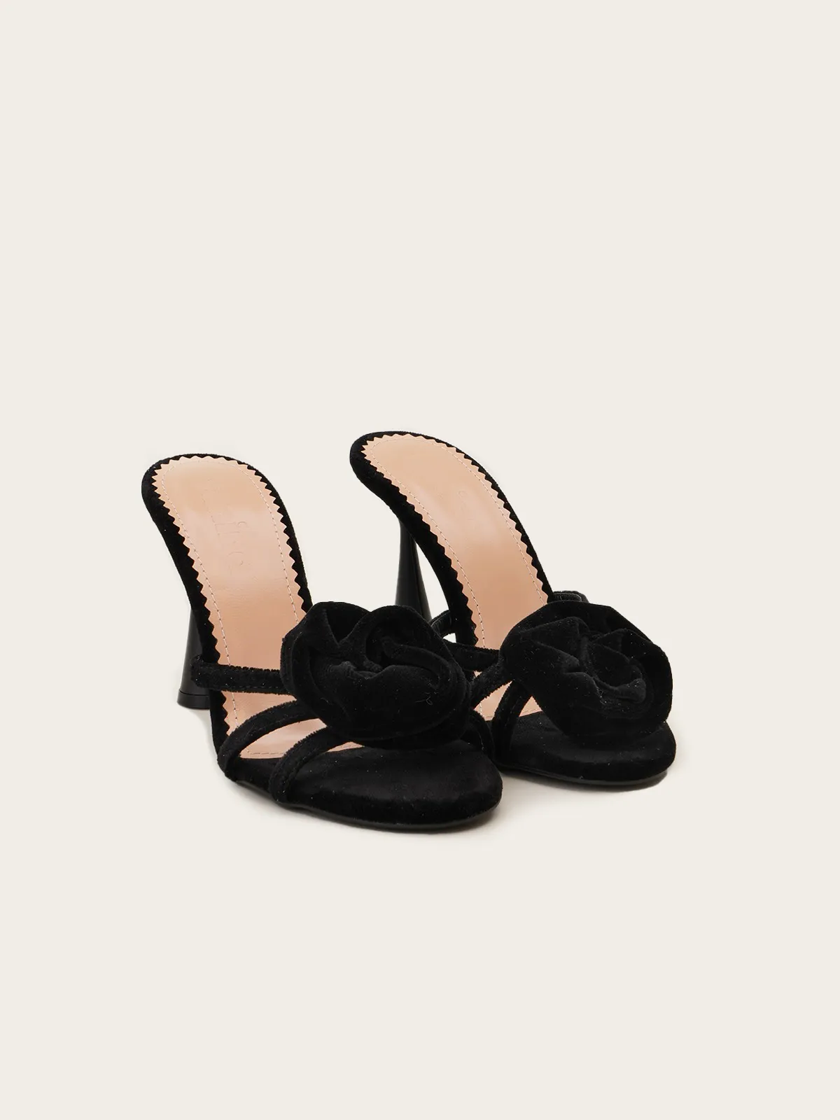 Fleur d'Hiver Sandals