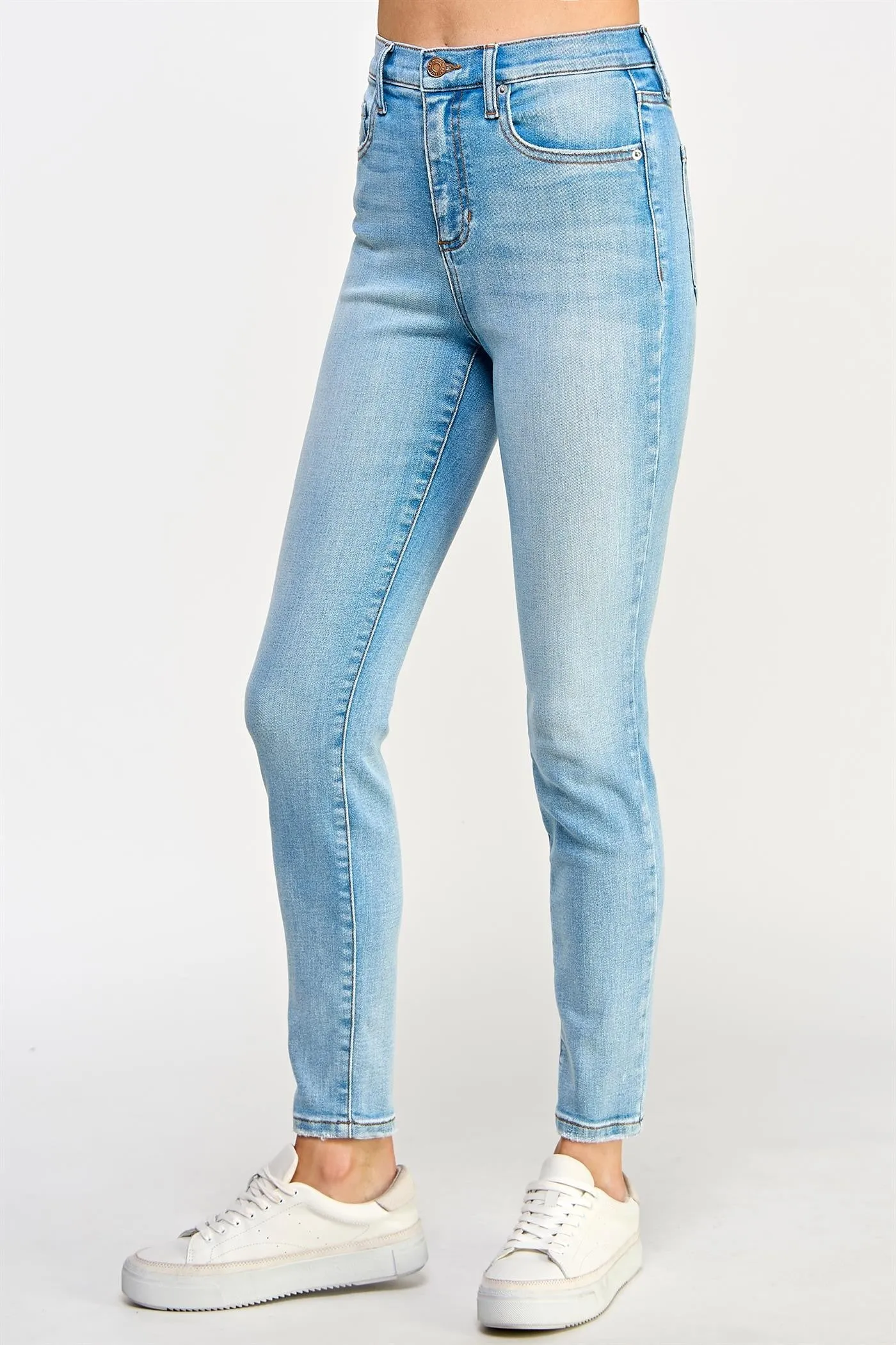 High Rise Skinny Light Wash Jean