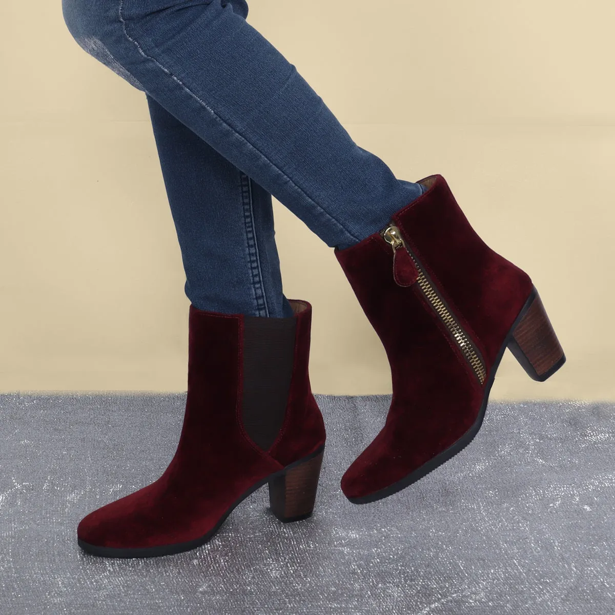 Ladies Ankle Boot with Wine Suede Leather