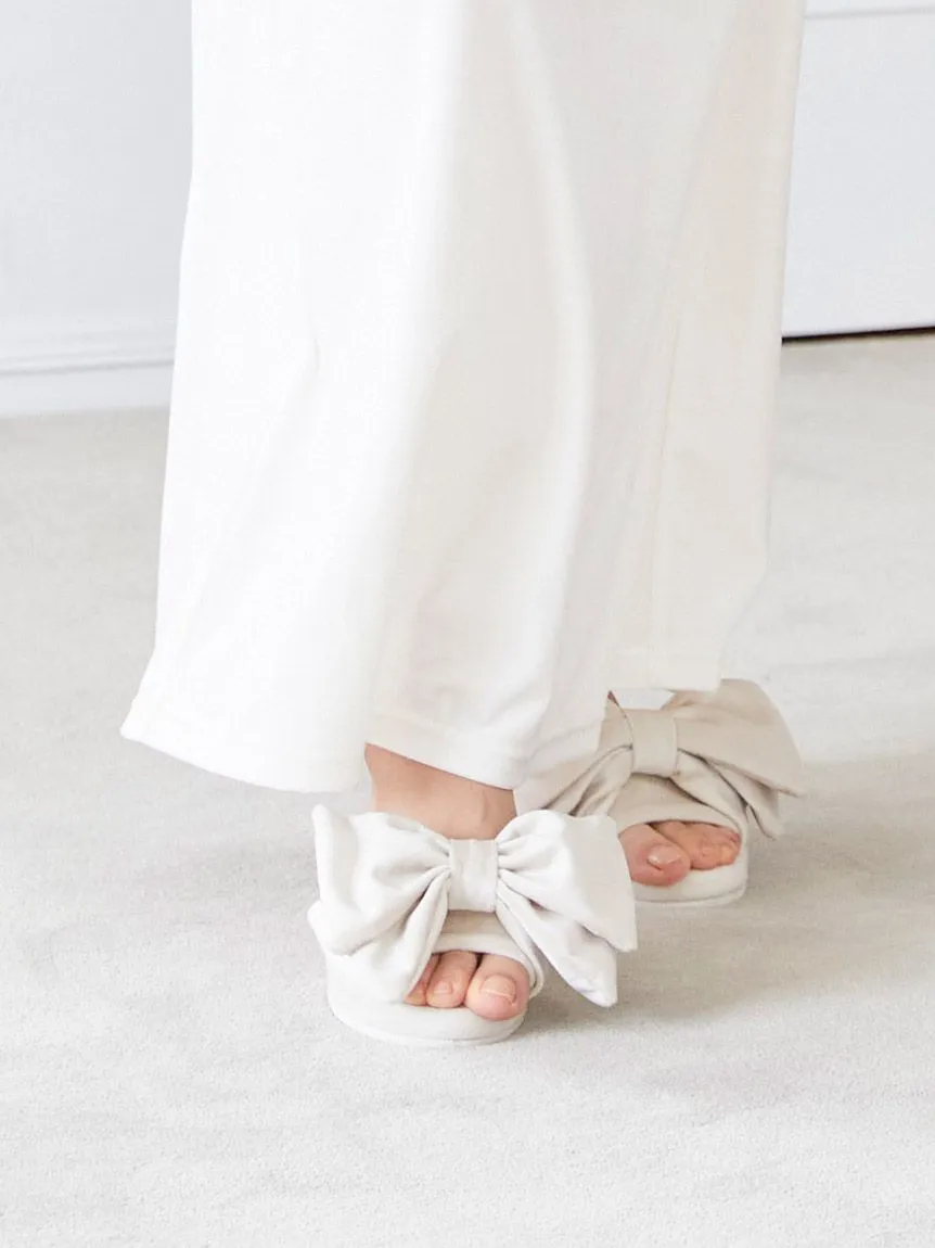 Luxury Velvet Bow Slip-On Shoes