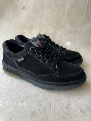 Mephisto Match in Black—[6.5W / 5M]