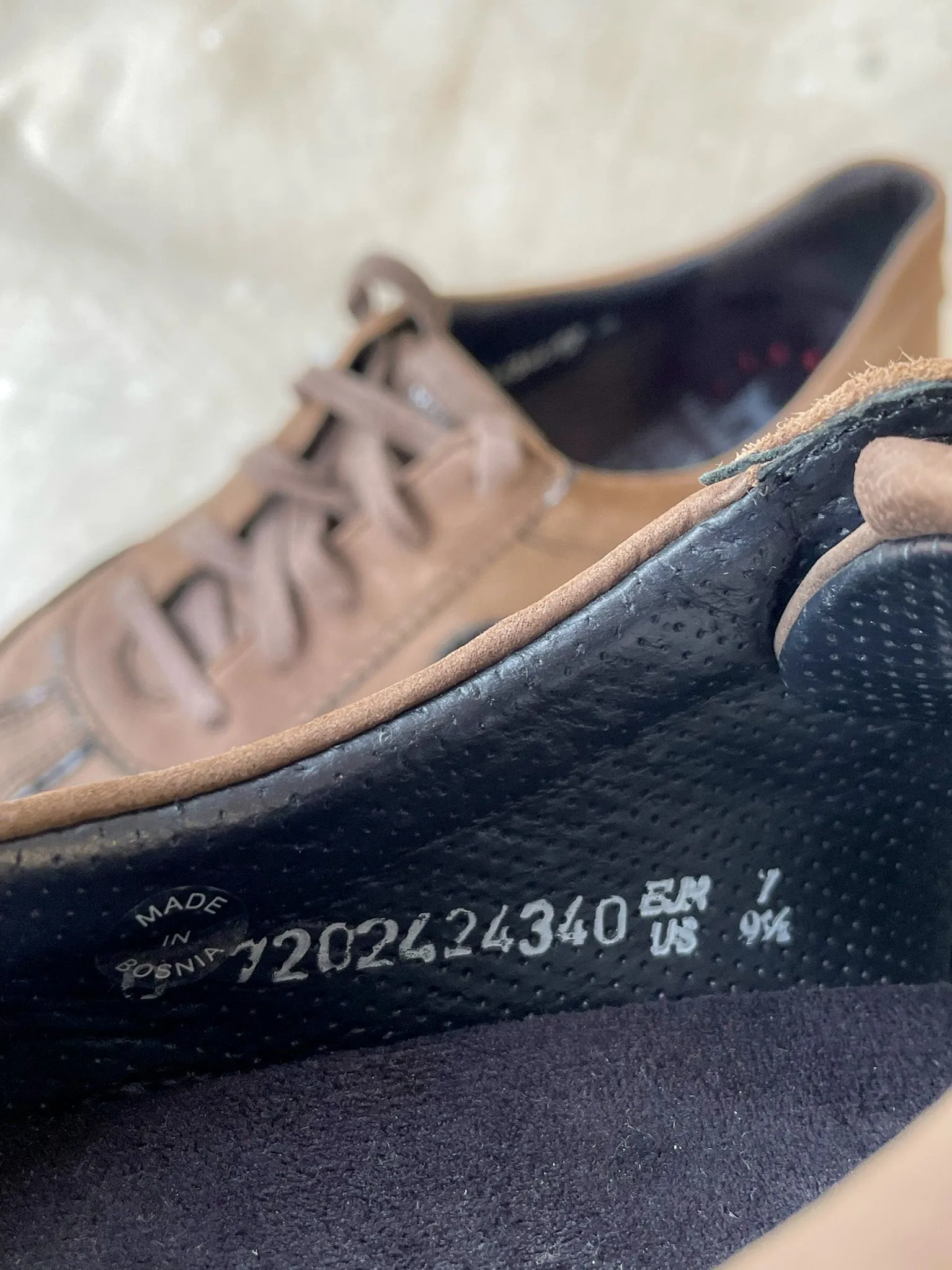 Mephisto Yael—[8M / 9.5W]