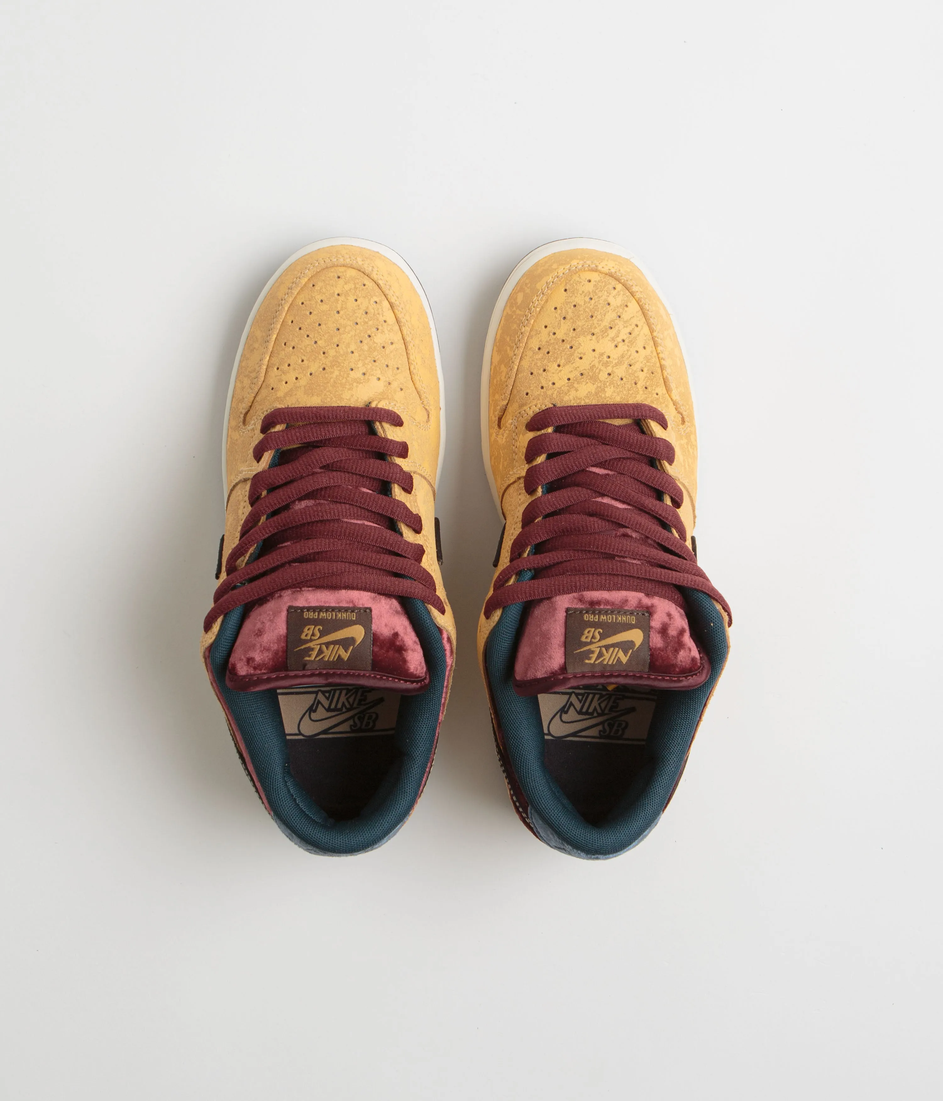Nike SB Dunk Low Pro ‘City of Cinema’ Shoes - Celestial Gold / Black - Dark Team Red