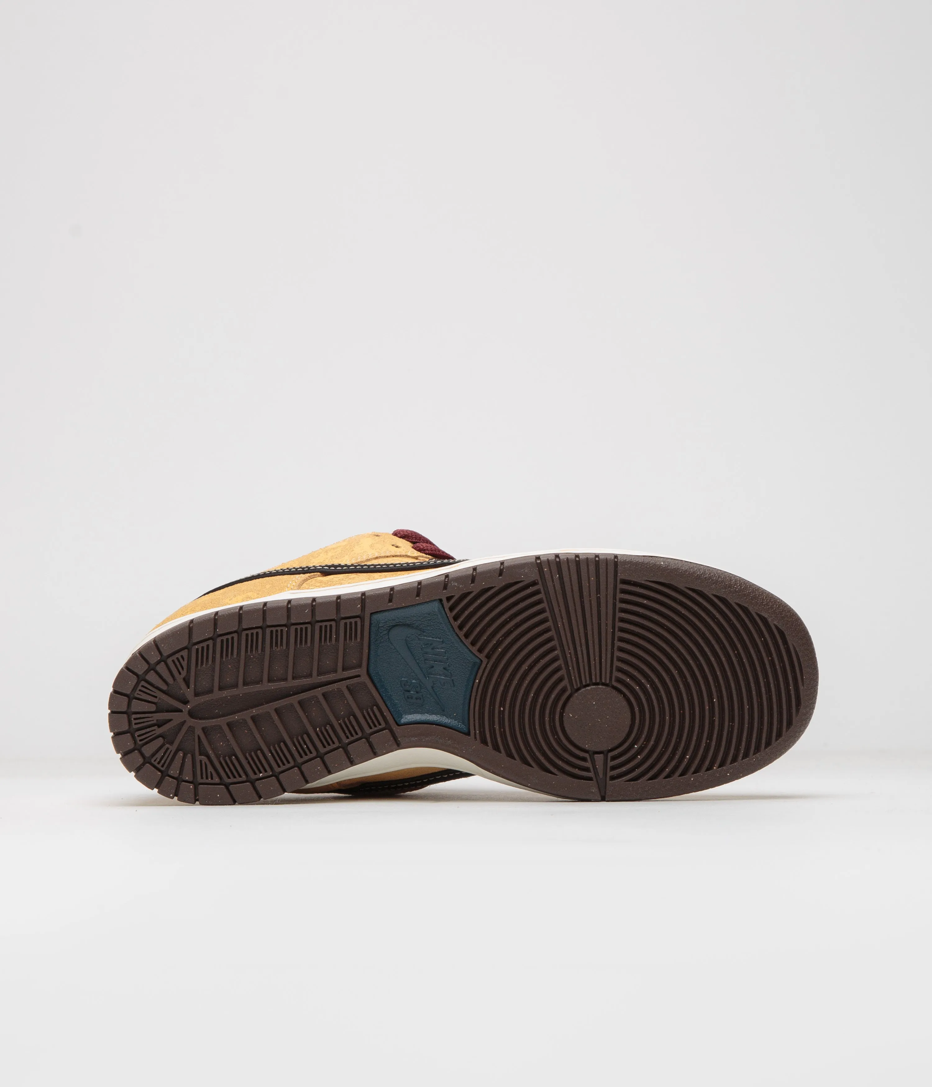 Nike SB Dunk Low Pro ‘City of Cinema’ Shoes - Celestial Gold / Black - Dark Team Red