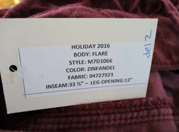 NWT MELISSA MCCARTHY SEVEN7 WINE VELVET FLARE PANTS 16 ZINFANDEL NEW