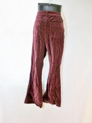 NWT MELISSA MCCARTHY SEVEN7 WINE VELVET FLARE PANTS 16 ZINFANDEL NEW