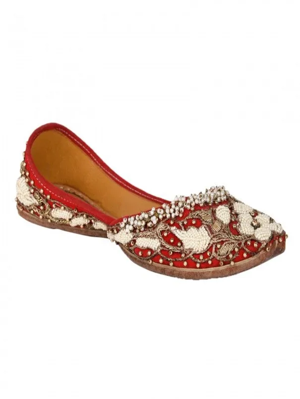 Pixie - Red Embroidered Silk & Leather Juttis