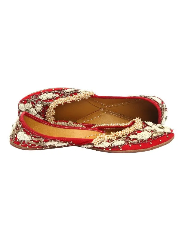 Pixie - Red Embroidered Silk & Leather Juttis