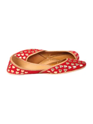 Red Heart - Red Embroidered Velvet Juttis
