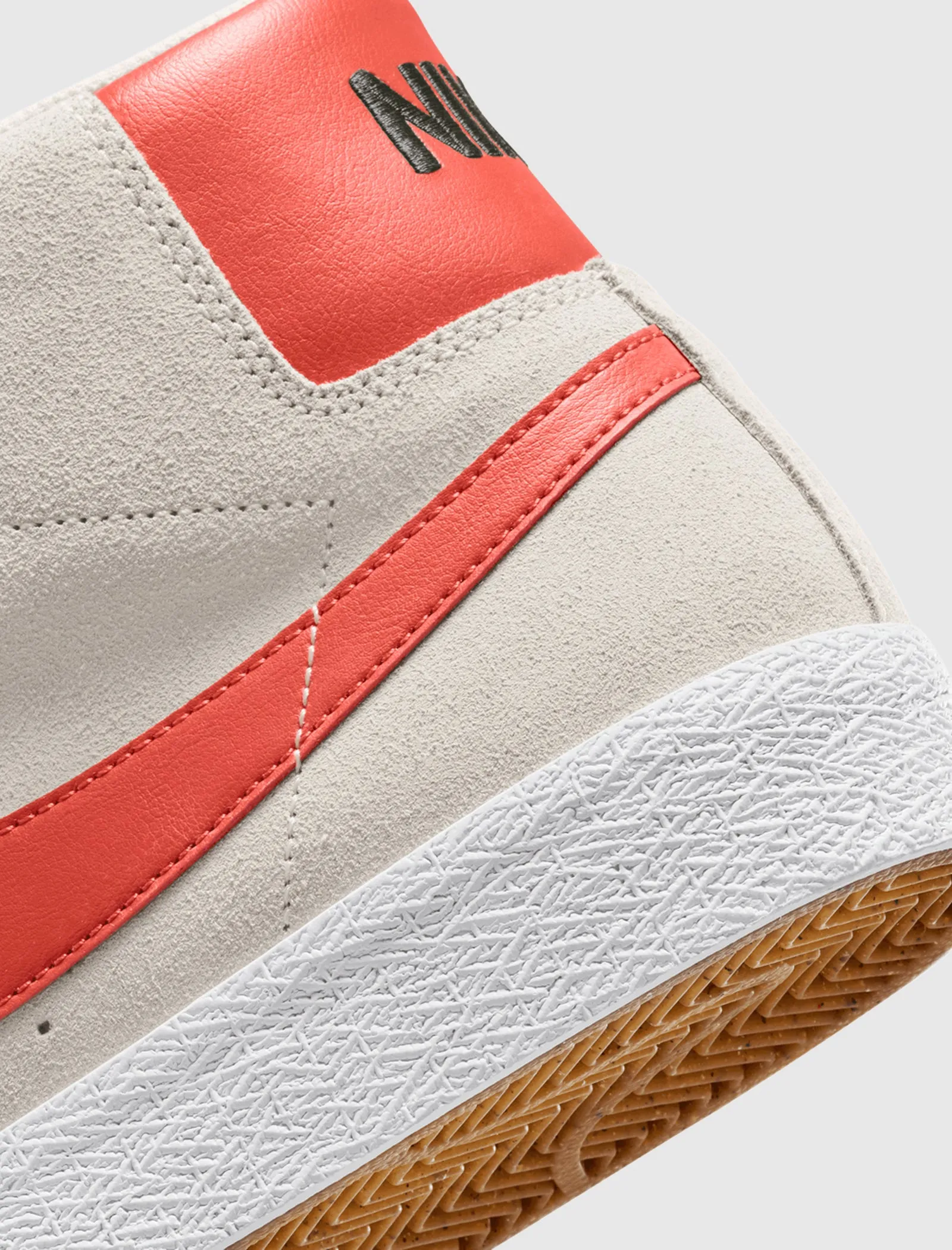 SB ZOOM BLAZER MID "PHOTON DUST/ORANGE"
