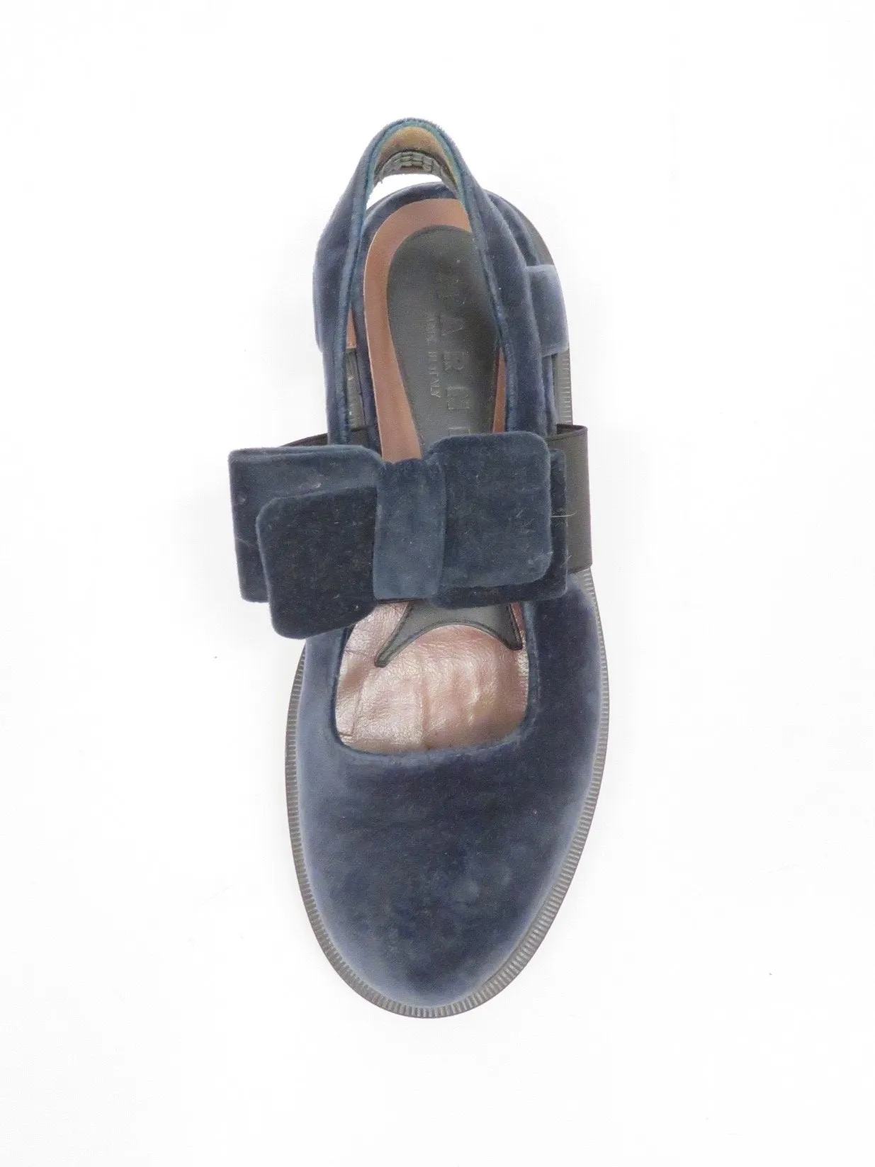 velvet bow 37