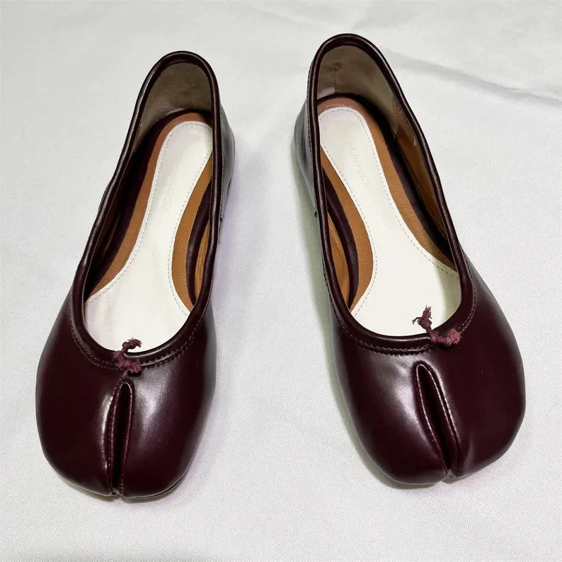 Vintage Women Burgundy Bliss Tabi Split Shoes