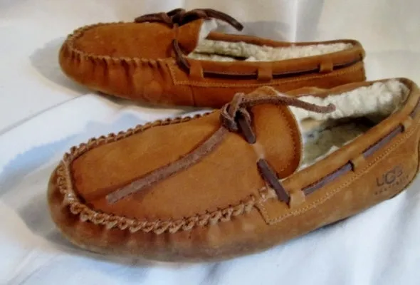 Womens UGG AUSTRALIA DAKOTA Uggs 5131 Suede Leather Moc 7 BROWN Shearling